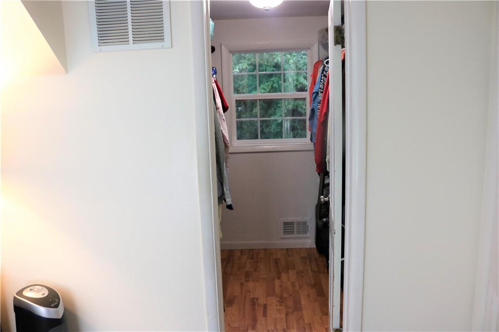 6918 Hoover Road Indianapolis, IN 46260 - Photo 40 of 54 Gallery Image 40