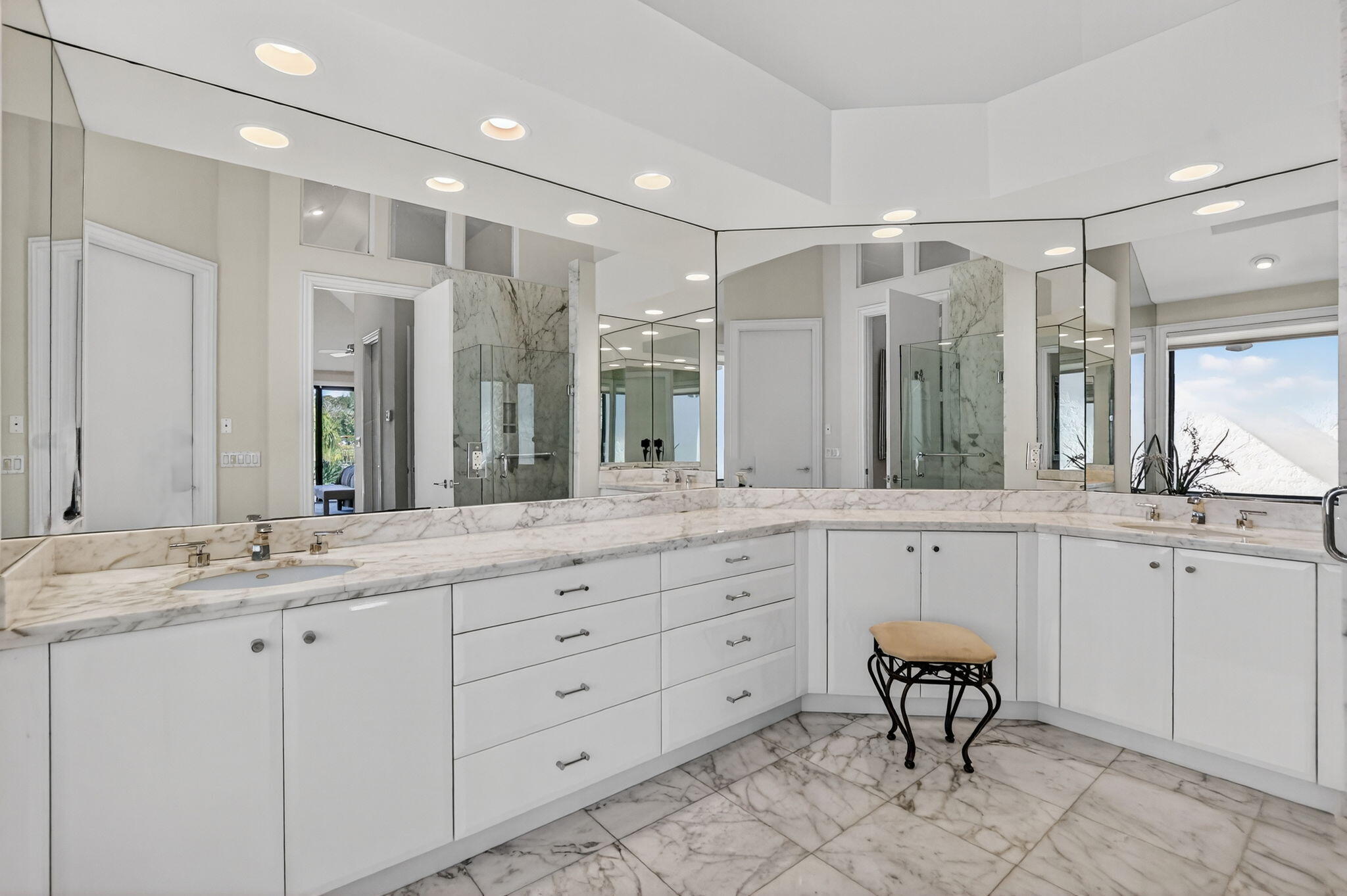 7567 Rexford Road Boca Raton, FL 33434 - Photo 32 of 95 36-web-or-mls-DSC_5838