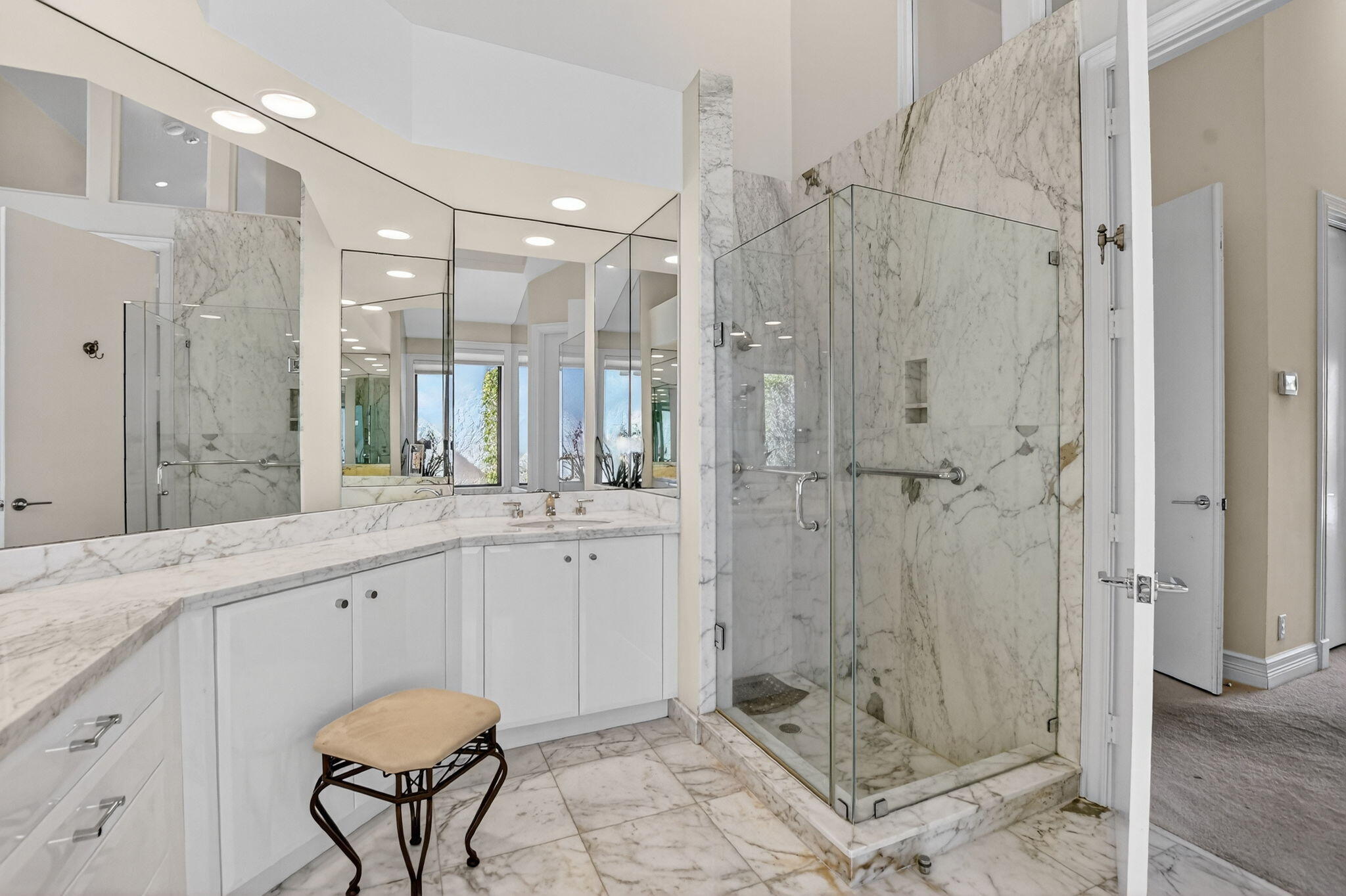 7567 Rexford Road Boca Raton, FL 33434 - Photo 33 of 95 37-web-or-mls-DSC_5845