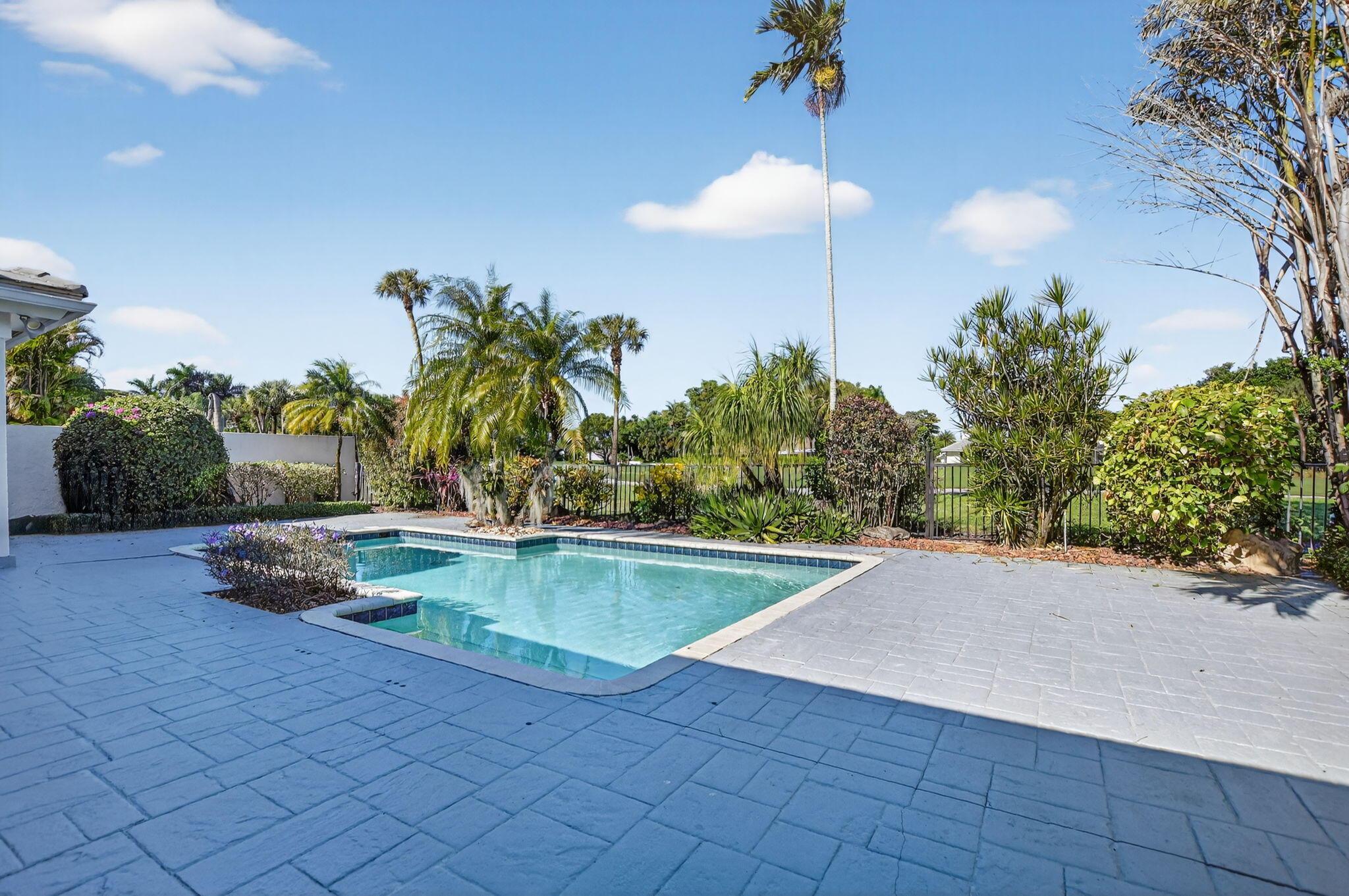 7567 Rexford Road Boca Raton, FL 33434 - Photo 53 of 95 57-web-or-mls-DSC_5941