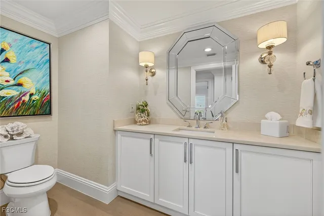 a view of walk in closet