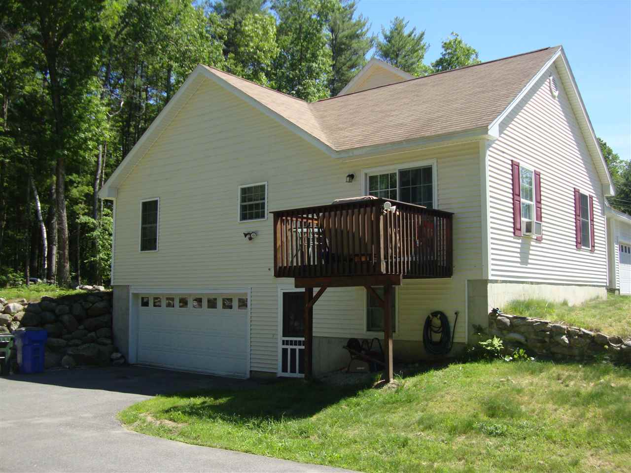 122 A High Range Road, Unit 122A Londonderry, NH 03053 - Photo 3 of 6 Gallery Image 3