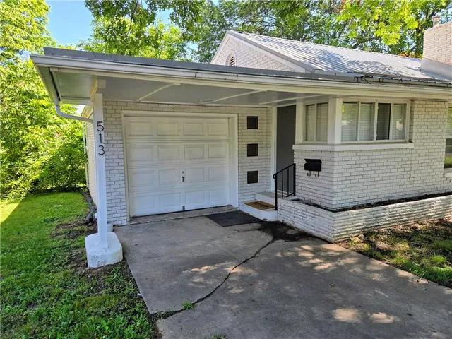 $249,000 | 513 Broad Street, Warrensburg, MO 64093