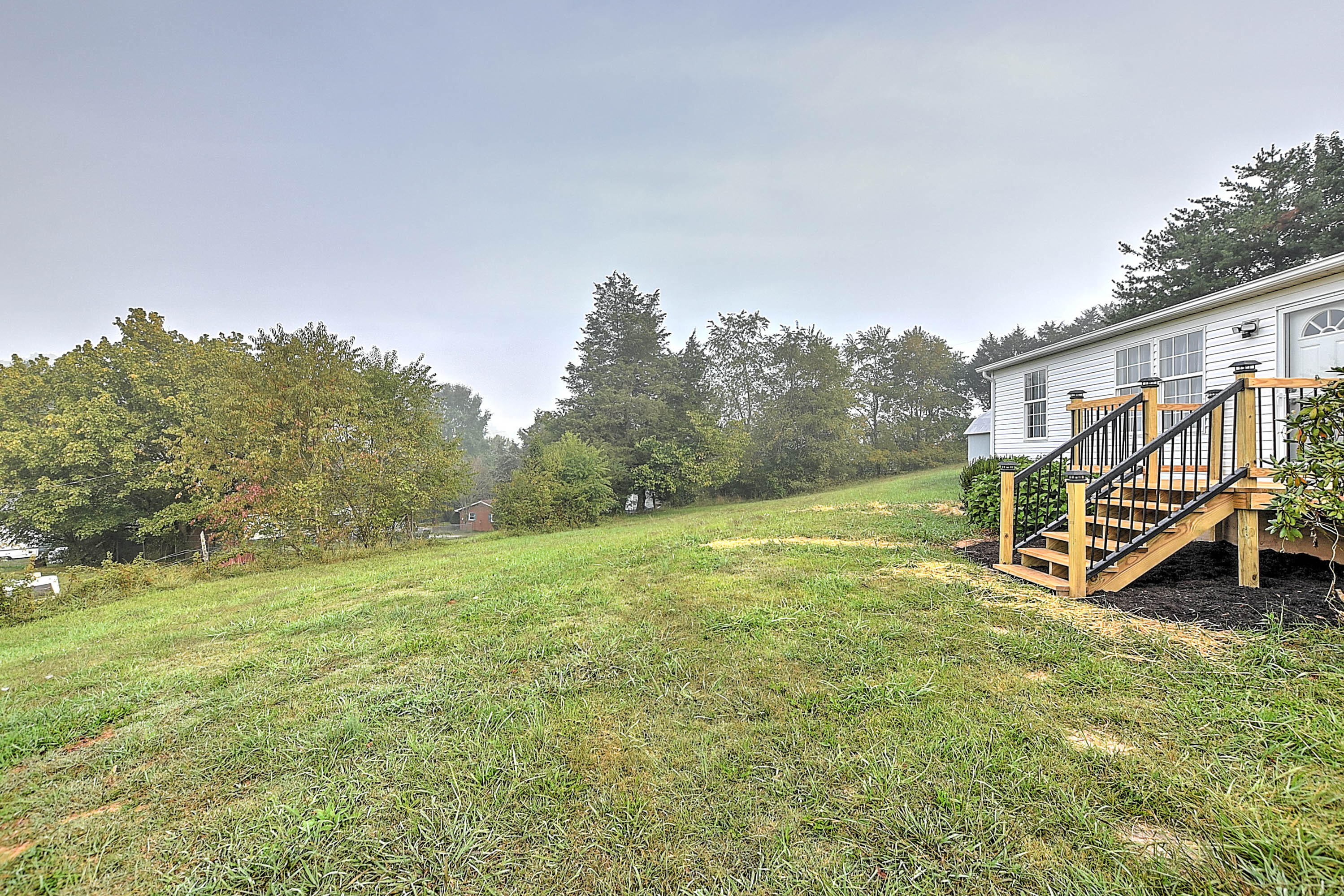 219 Stanfield Road Bluff City, TN 37618 - Photo 4 of 21 Stanfield