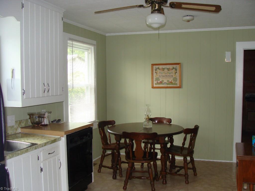 125 Shoaley Branch Road Elkin, NC 28621 - Photo 25 of 30 Gallery Image 25