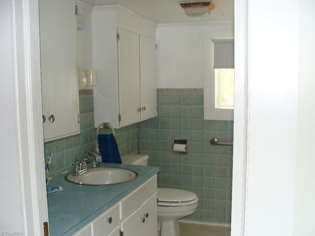 125 Shoaley Branch Road Elkin, NC 28621 - Photo 27 of 30 Gallery Image 27