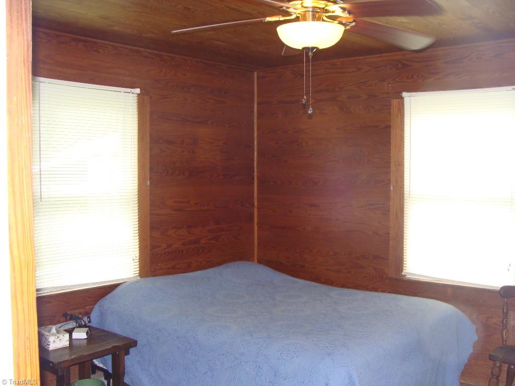 125 Shoaley Branch Road Elkin, NC 28621 - Photo 28 of 30 Gallery Image 28