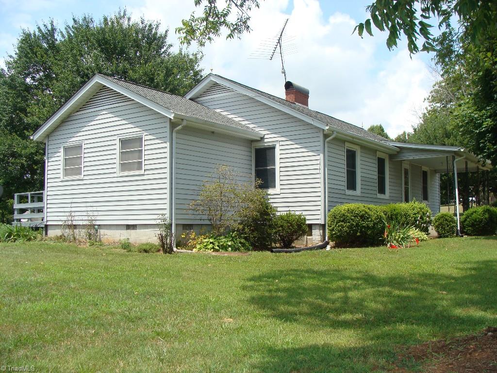 125 Shoaley Branch Road Elkin, NC 28621 - Photo 5 of 30 Gallery Image 5