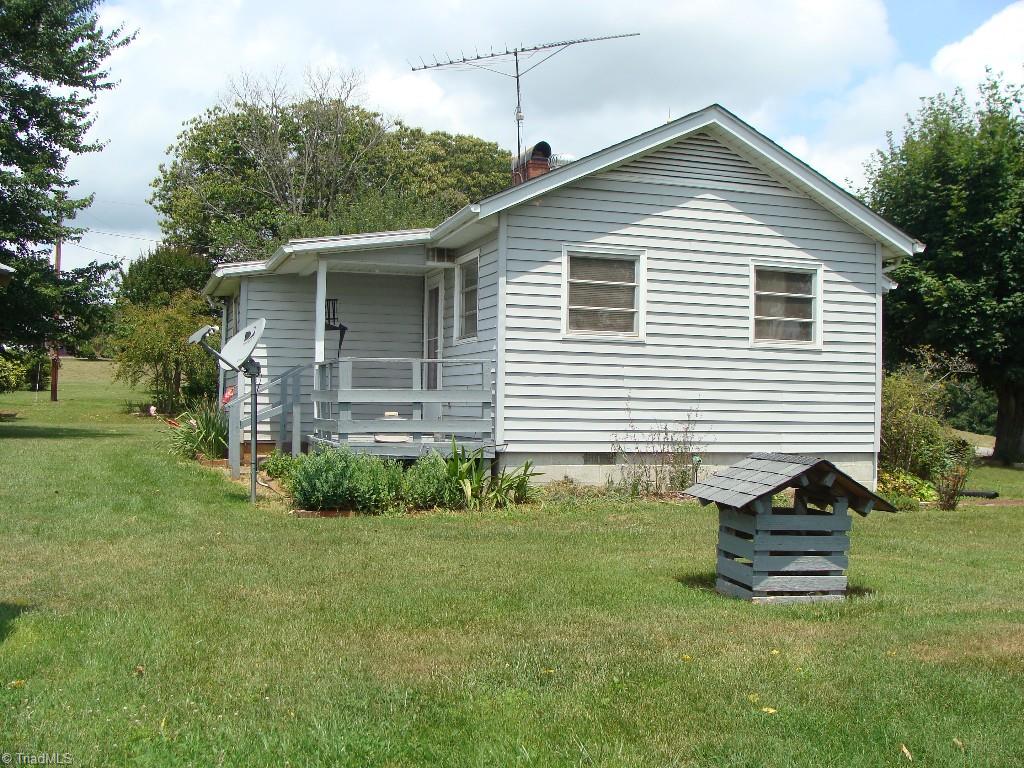 125 Shoaley Branch Road Elkin, NC 28621 - Photo 6 of 30 Gallery Image 6