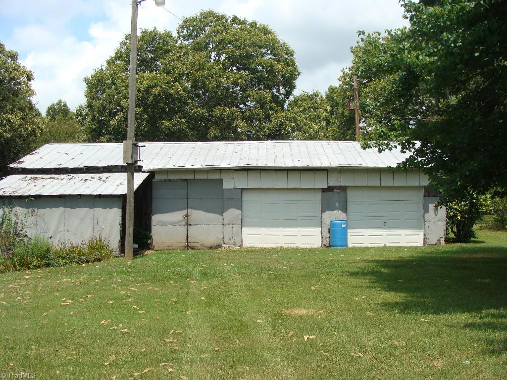 125 Shoaley Branch Road Elkin, NC 28621 - Photo 8 of 30 Gallery Image 8