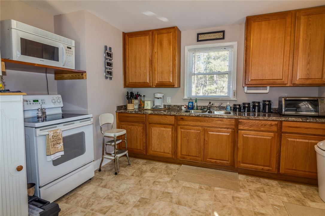 204 Chattooga Lake Road Mountain Rest, SC 29664 - Photo 3 of 15 Gallery Image 3
