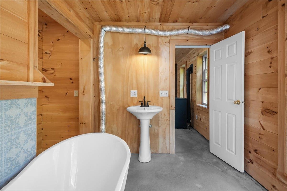 1314 Scrabble Hill Road Duxbury, VT 05676 - Photo 19 of 49 Gallery Image 19