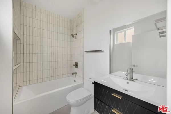 $4,500 | 11253 Hatteras Street, North Hollywood, CA 91601