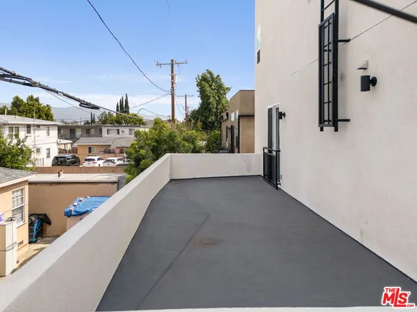 $4,500 | 11253 Hatteras Street, North Hollywood, CA 91601