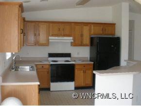 4 Ivy Garden Road Candler, NC 28715 - Photo 2 of 7 Gallery Image 2