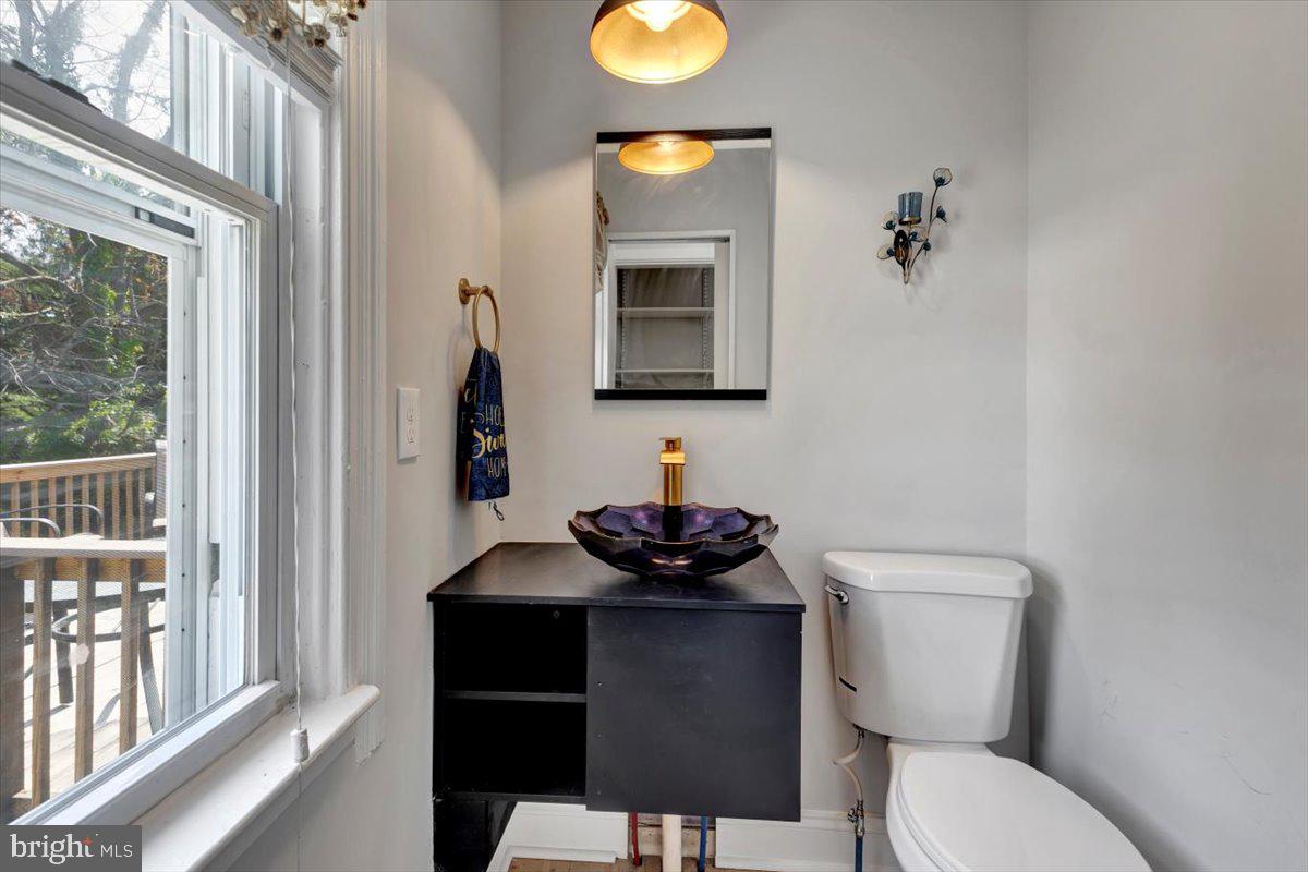 6732 Windsor Mill Road Gwynn Oak, MD 21207 - Photo 19 of 49 Powder Room