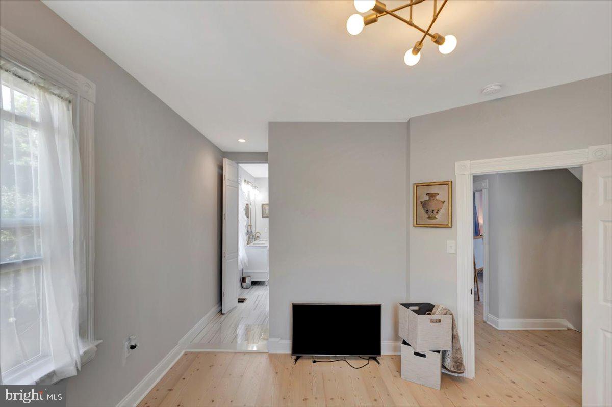 6732 Windsor Mill Road Gwynn Oak, MD 21207 - Photo 31 of 49 Bedroom 3