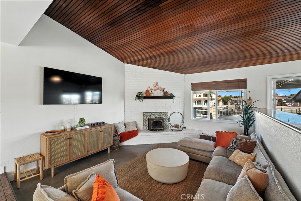 14536 Ketch Lane Helendale, CA 92342 - Photo 15 of 68