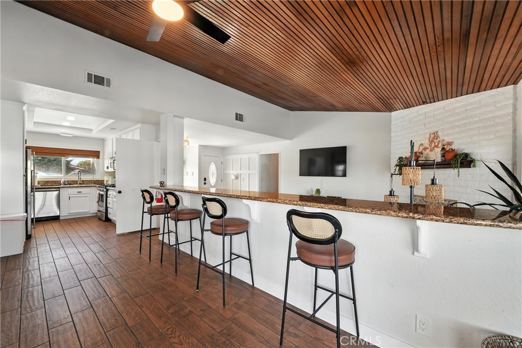 14536 Ketch Lane Helendale, CA 92342 - Photo 20 of 68