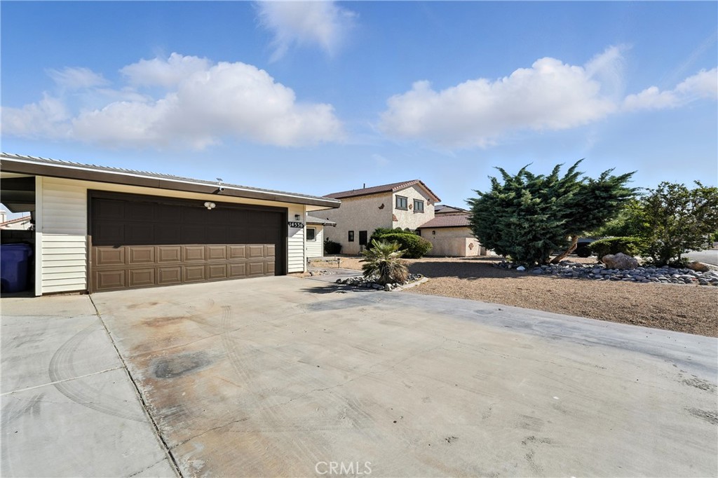 14536 Ketch Lane Helendale, CA 92342 - Photo 3 of 68