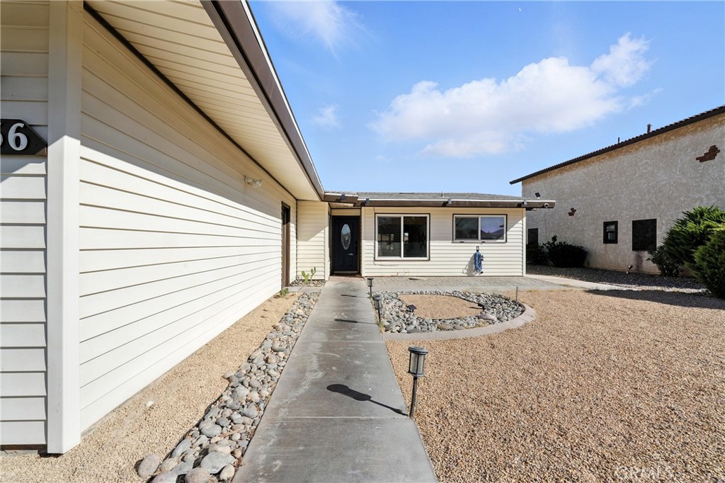 14536 Ketch Lane Helendale, CA 92342 - Photo 4 of 68