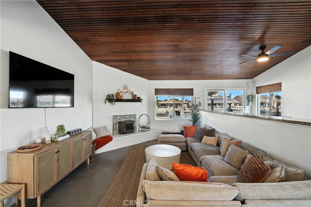 14536 Ketch Lane Helendale, CA 92342 - Photo 6 of 68