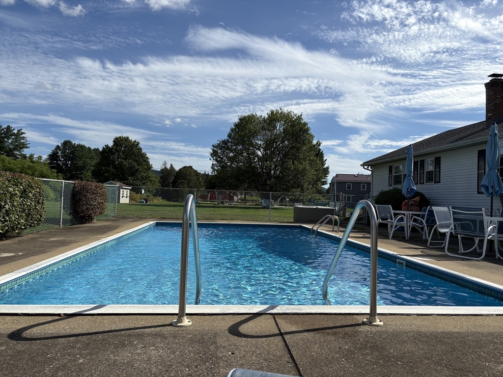 2 Scott Lane Hadley, MA 01035 - Photo 6 of 39