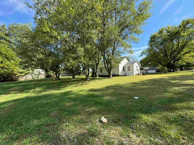 $275,000 | 1015 West Gourley Pike, Bloomington, IN 47404