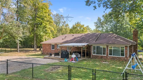$324,900 | 375 North Hereford Lane, Madison, IN 47250