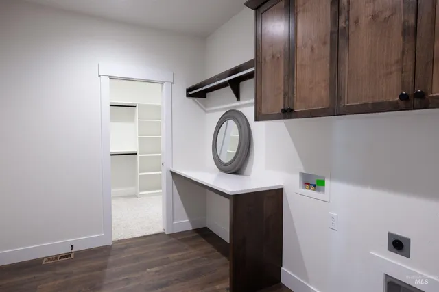 $824,999 | 173 East Jarvis Street, Meridian, ID 83642