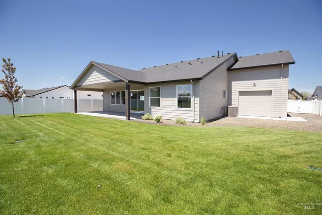 $824,999 | 173 East Jarvis Street, Meridian, ID 83642