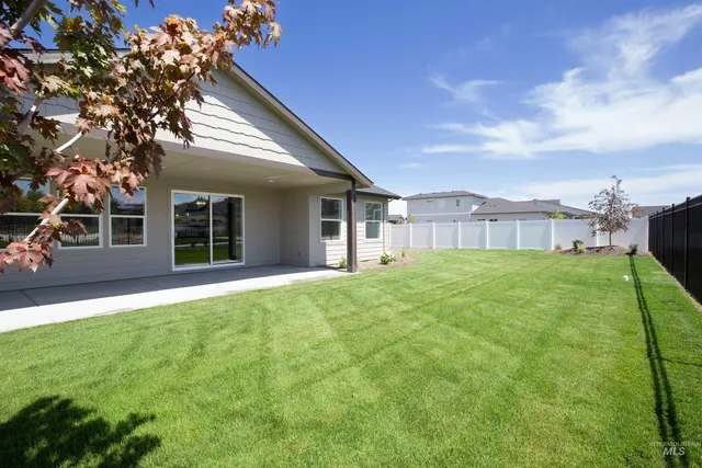 $824,999 | 173 East Jarvis Street, Meridian, ID 83642