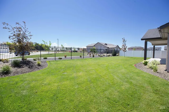 $824,999 | 173 East Jarvis Street, Meridian, ID 83642