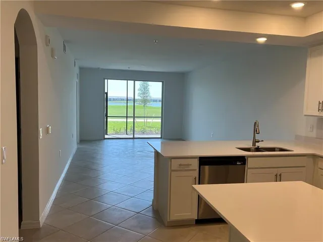 $2,100 | 5651 Double Eagle Circle, Unit 4315, Immokalee, FL 34142