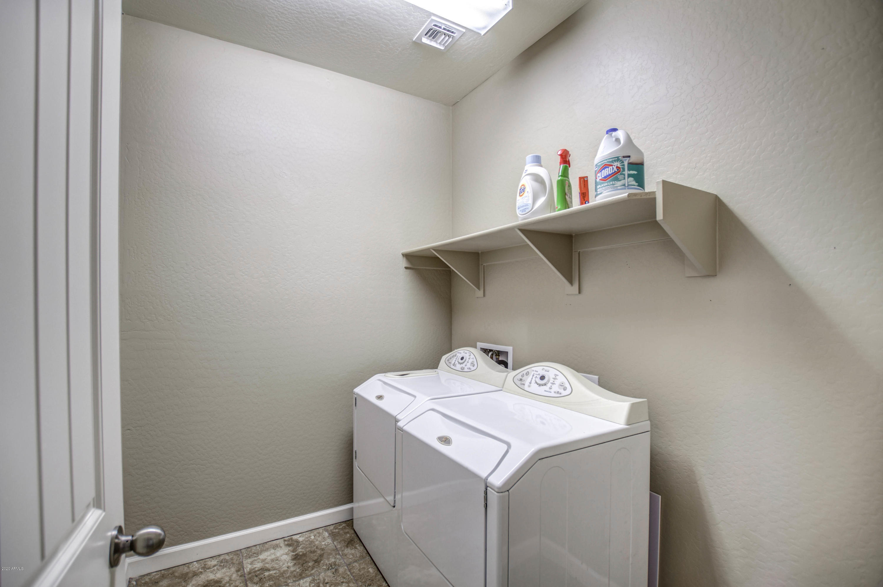 25367 North Boreas Road Florence, AZ 85132 - Photo 17 of 28 LAUNDRY 1, 1