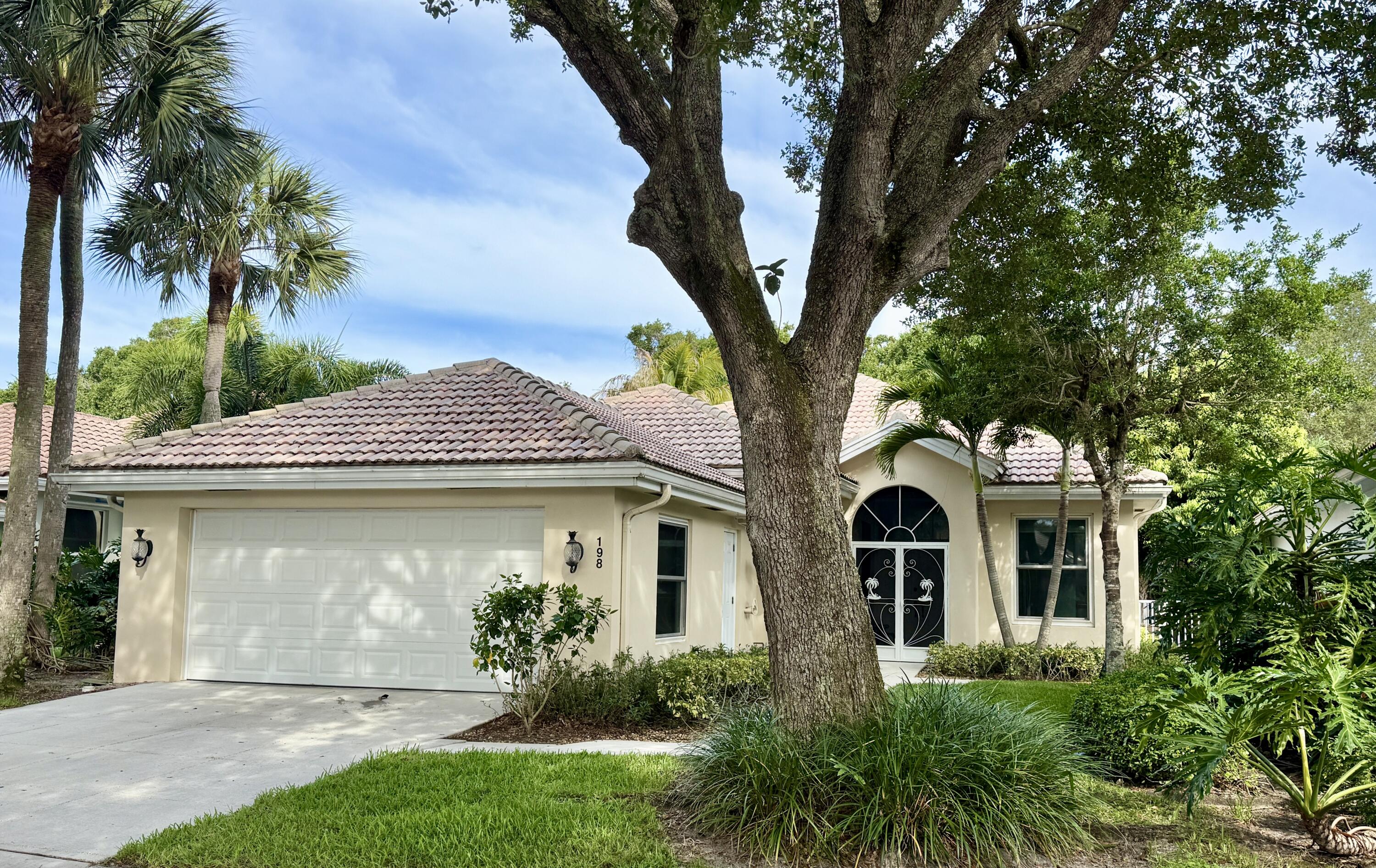 198 Hampton Circle