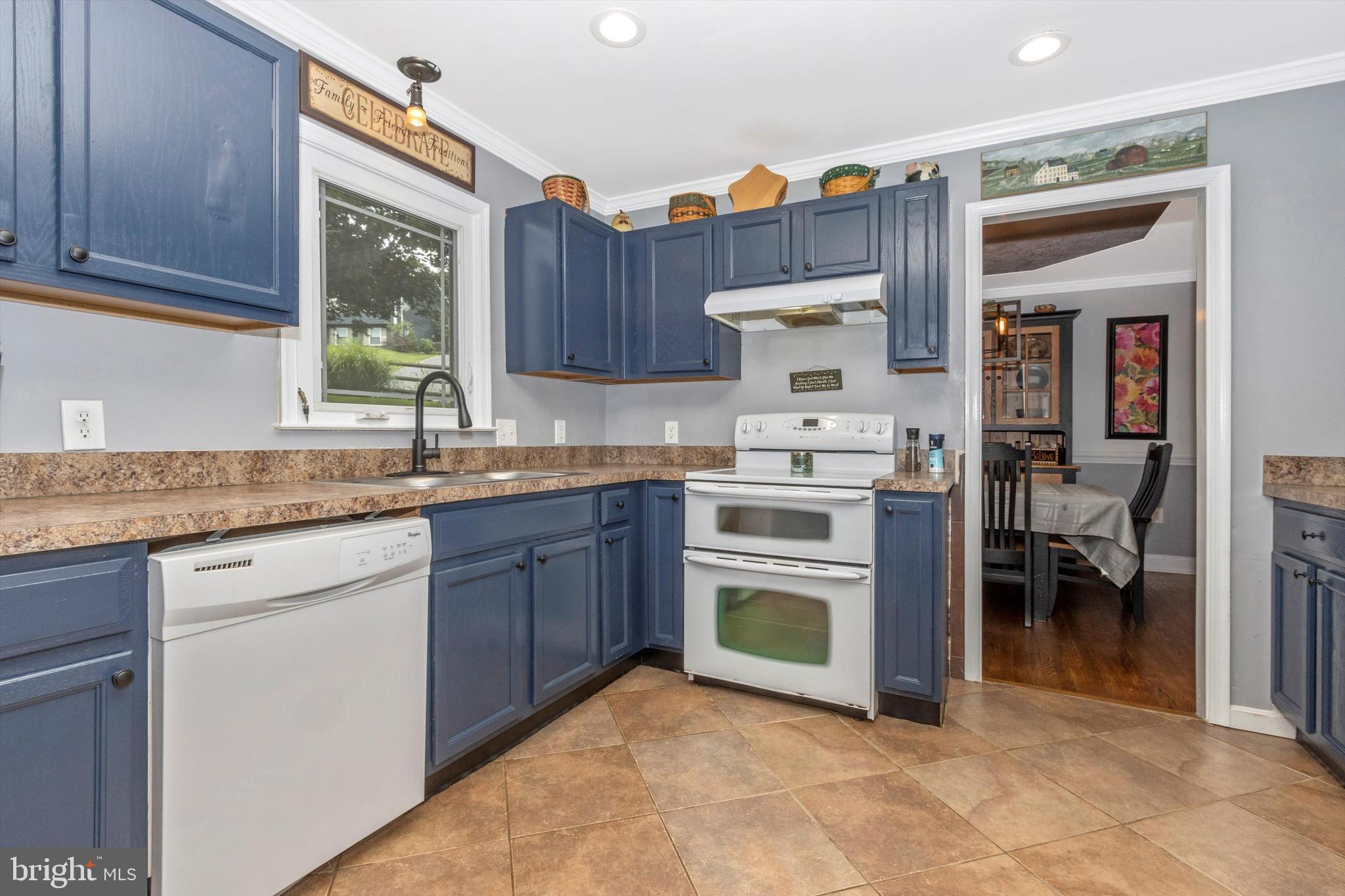 6701 Hemlock Point Road New Market, MD 21774 - Photo 9 of 52 Kitchen