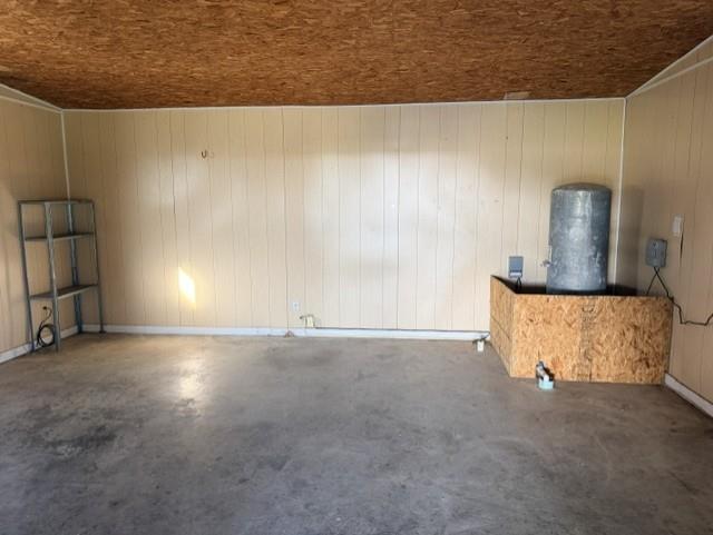 4316 Leona Road Bowie, TX 76230 - Photo 22 of 37 a view of a room with gym equipment