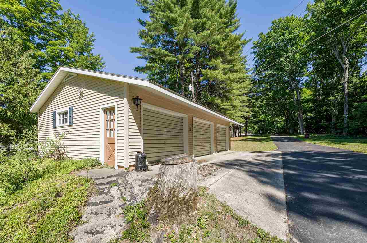 5996 South Lime Lake Road Cedar, MI 49621 - Photo 32 of 39 1888952-31.JPG