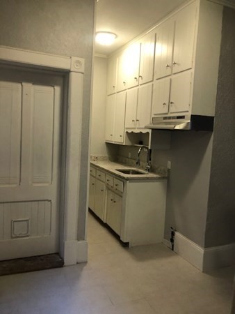 24 Mattoon Street Springfield, MA 01105 - Photo 18 of 40 Gallery Image 18