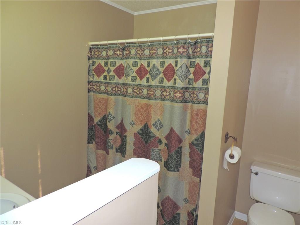 7075 Shop Road Pfafftown, NC 27040 - Photo 11 of 17 Gallery Image 11