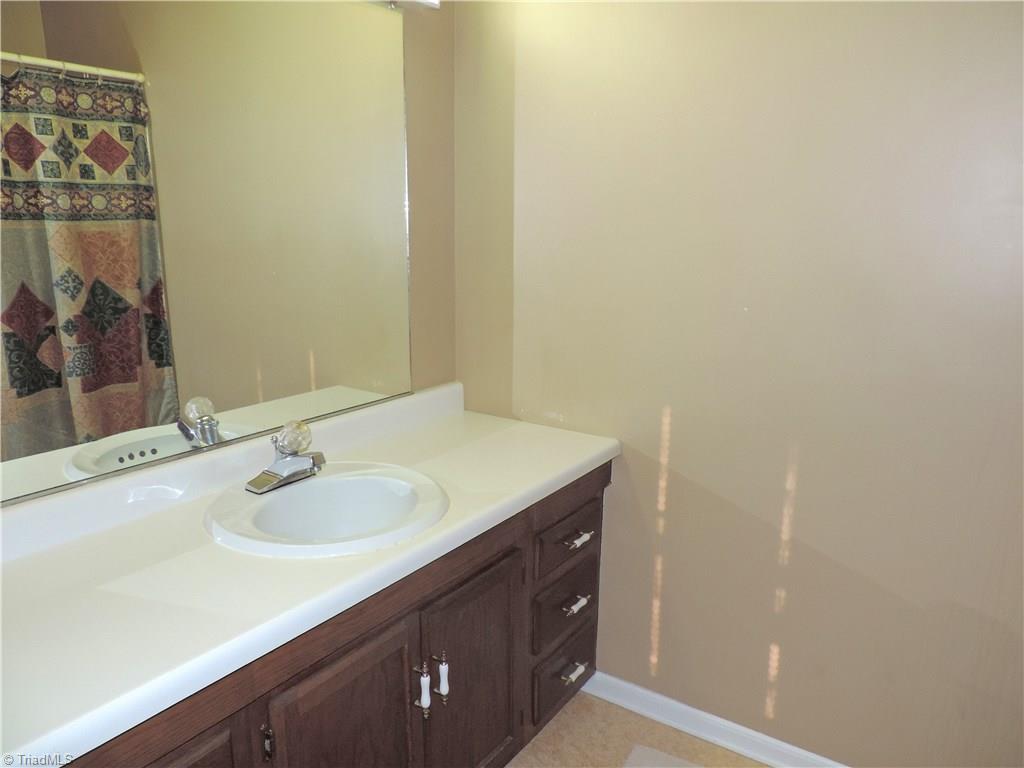 7075 Shop Road Pfafftown, NC 27040 - Photo 10 of 17 Gallery Image 10