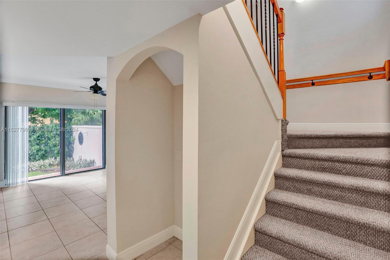 Ocean Vue Deerfield Beach, FL 33441 - Photo 27 of 93 a view of entryway with wooden floor and door