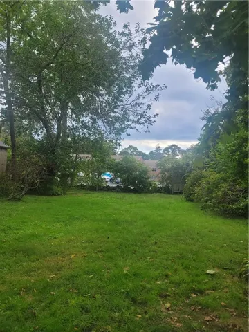 $1,850 | 25 Granite Street, Unit 2, Westerly, RI 02891