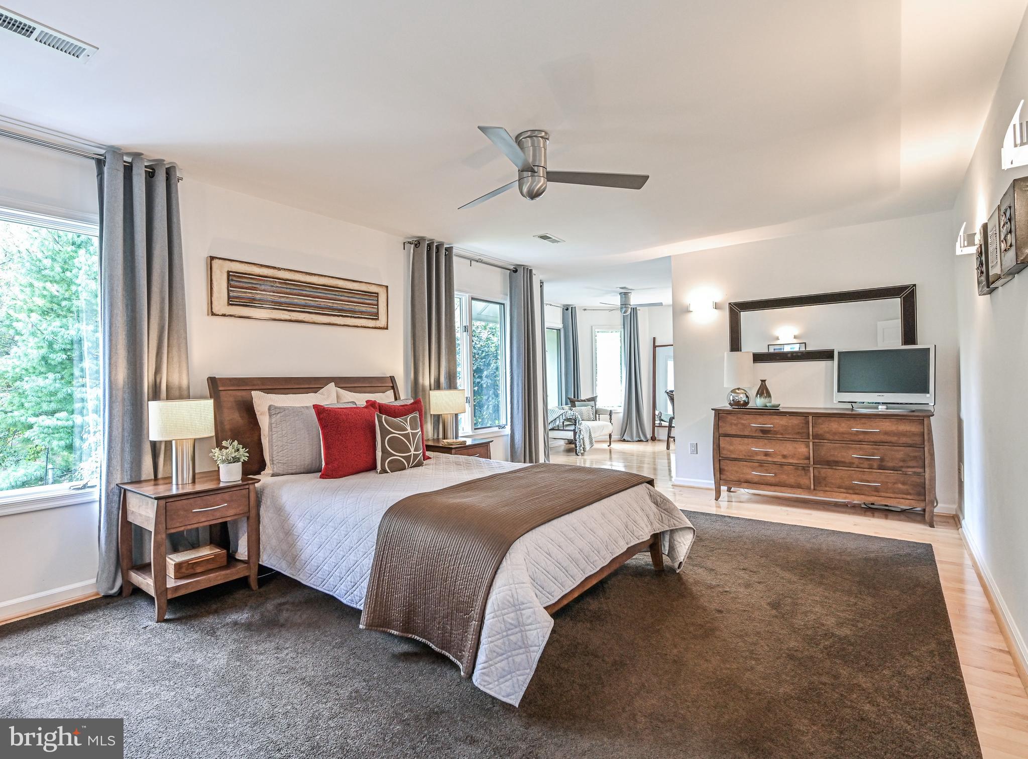 1551 Regatta Lane Reston, VA 20194 - Photo 19 of 48 Primary Bedroom
