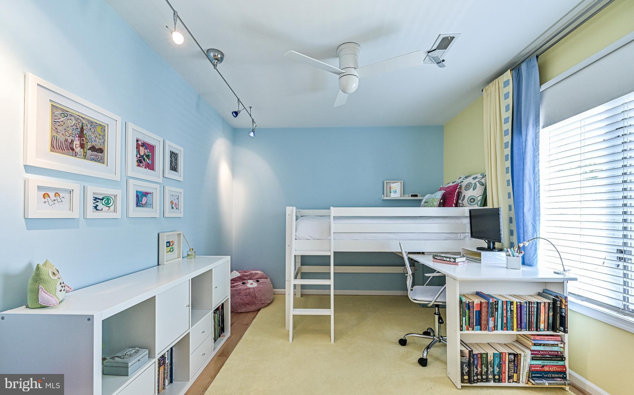 1551 Regatta Lane Reston, VA 20194 - Photo 27 of 48 Bedroom Three