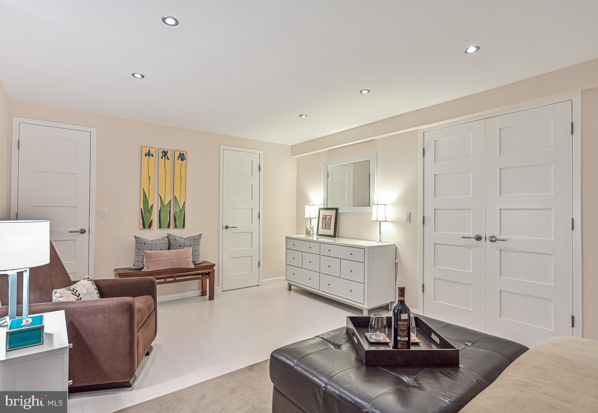 1551 Regatta Lane Reston, VA 20194 - Photo 34 of 48 Guest Room