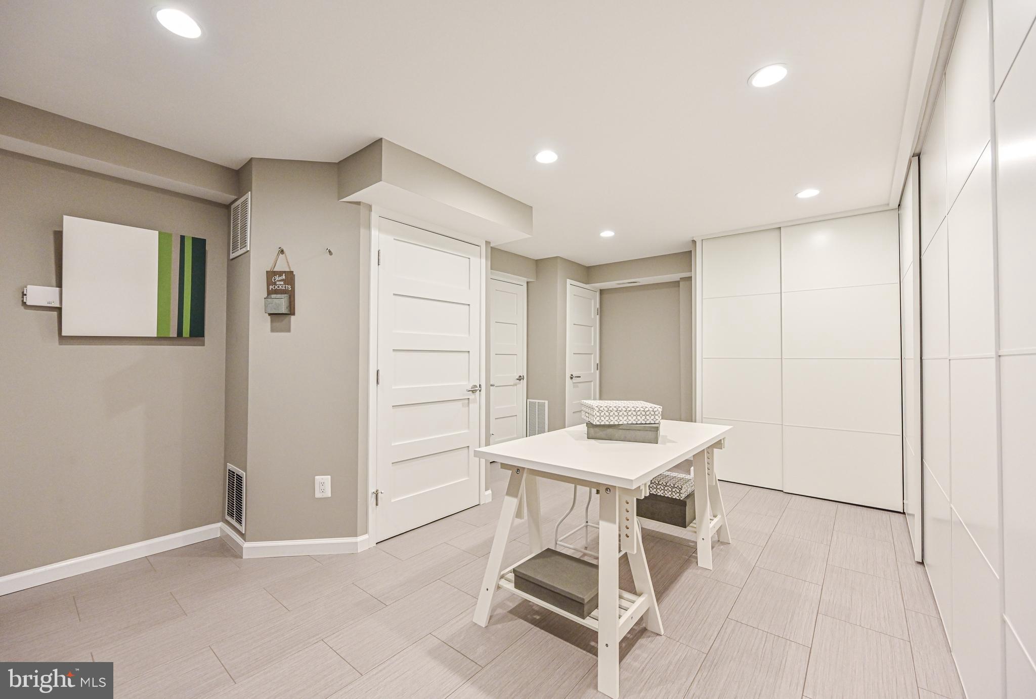1551 Regatta Lane Reston, VA 20194 - Photo 37 of 48 Laundry/Mud/Craft/Storage Room