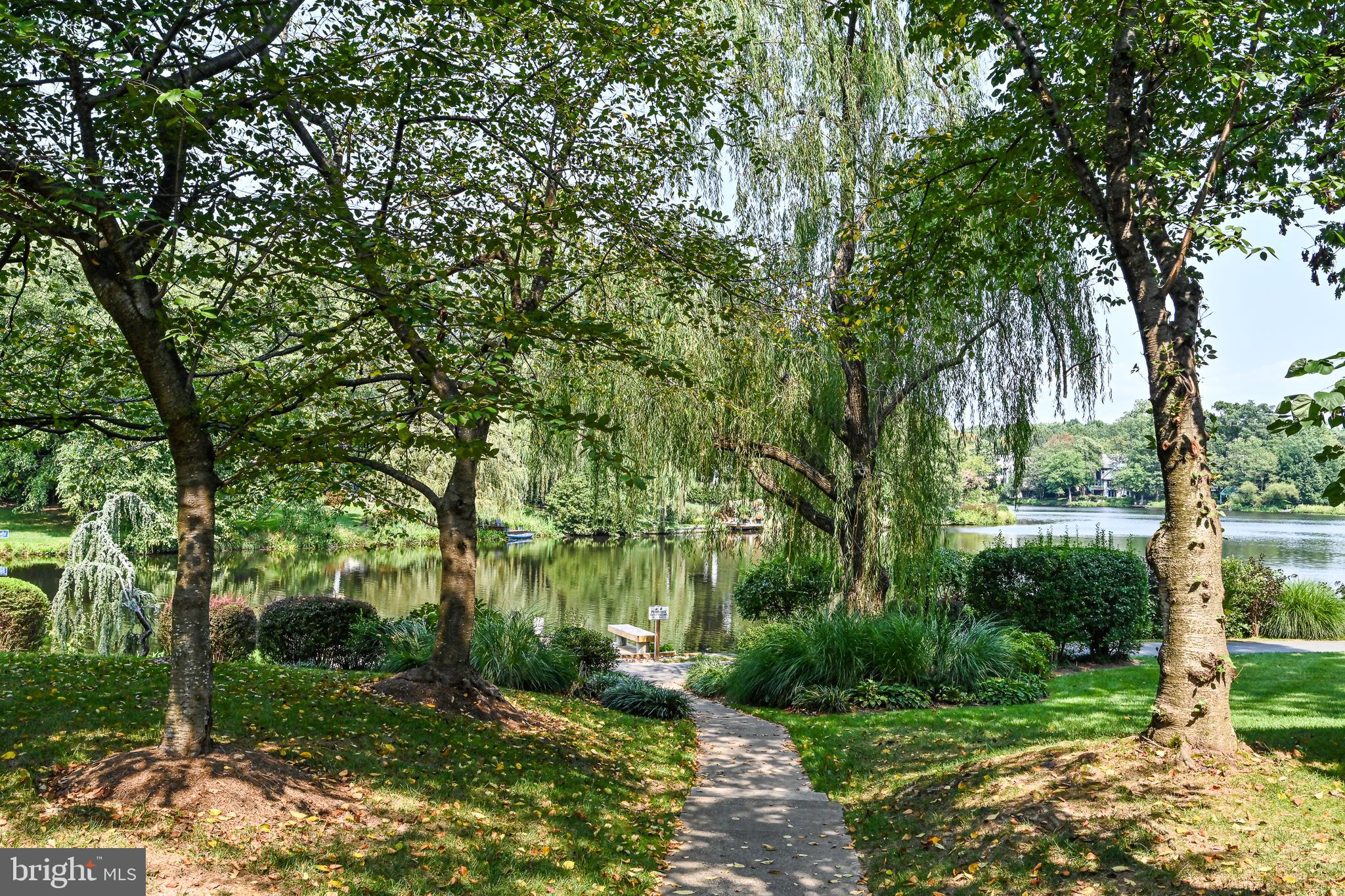 1551 Regatta Lane Reston, VA 20194 - Photo 44 of 48 Community Lake
