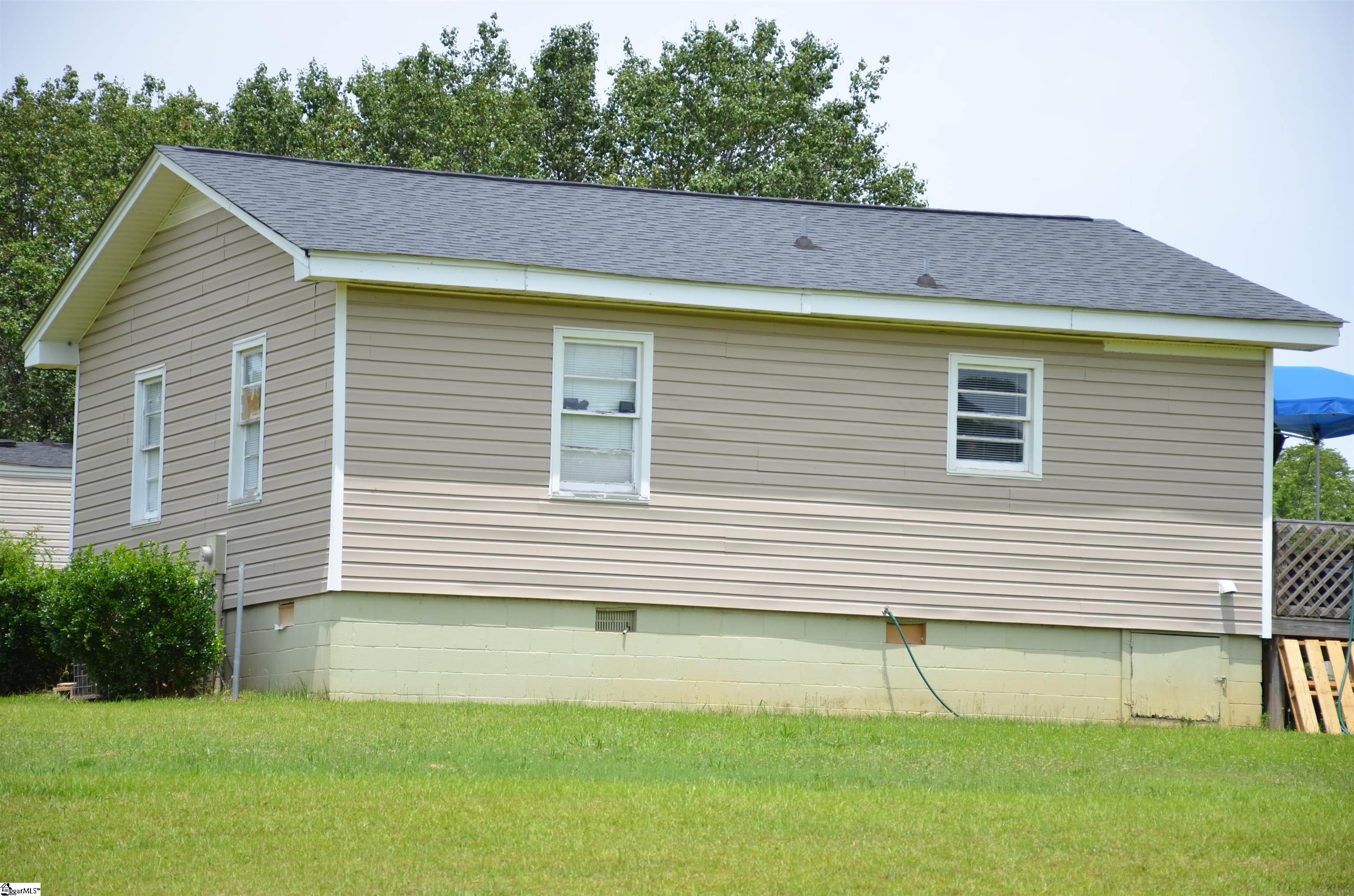 737 Brockman McClimon Road Greer, SC 29651 - Photo 10 of 12